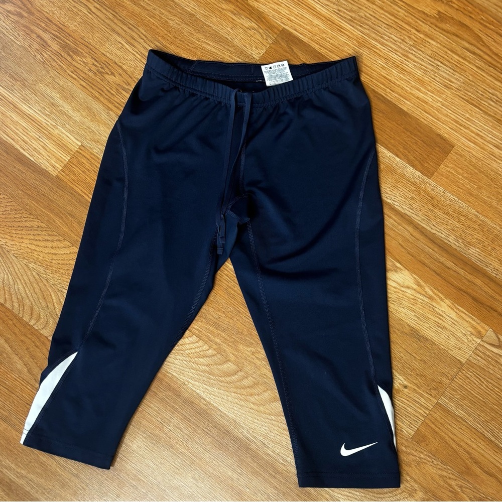 Nike Capri Shorts Navy Blue Dri-Fit Size Small Back Zip Pocket